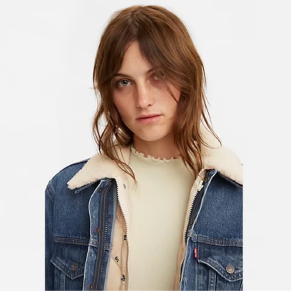 Levi’s | 3 in 1 Trucker Jacket in Three Moves Medium Wash - Picture 4 of 11